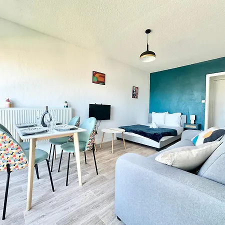 Le Baudin Avec Vue Sur Limoges Apartment Exterior photo