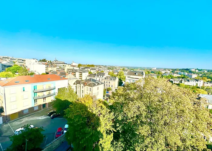 Le Baudin Avec Vue Sur Limoges